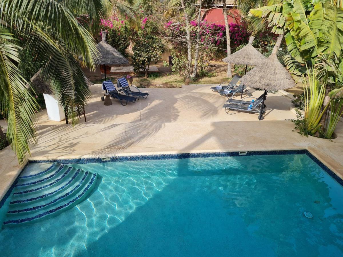 Le Souimanga Bleu Saly Bed & Breakfast ภายนอก รูปภาพ